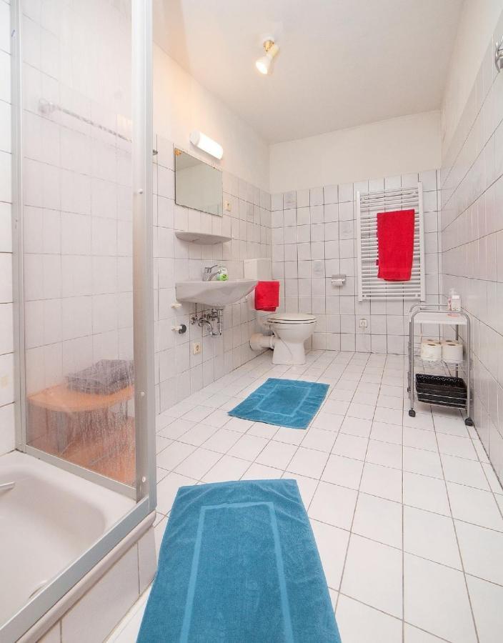 Haus Haas Zimmer&Fewo Apartamento Lauda-Königshofen Exterior foto